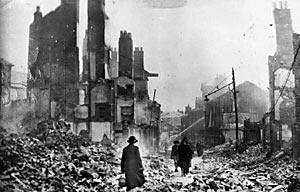Paris Street rubble 1942