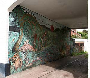 Chute Street mural