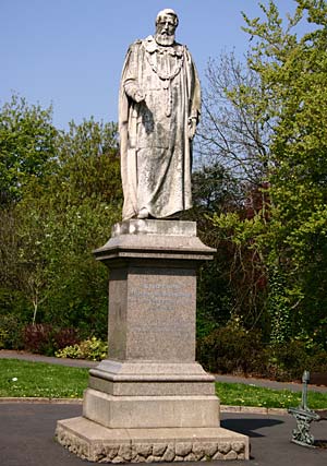 Northcote Statue