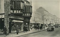 Lyons Tea Shop, and the rebuilt High Street beyond