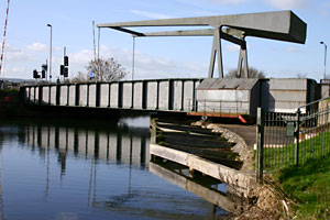 The swingbridge at Countess Wear